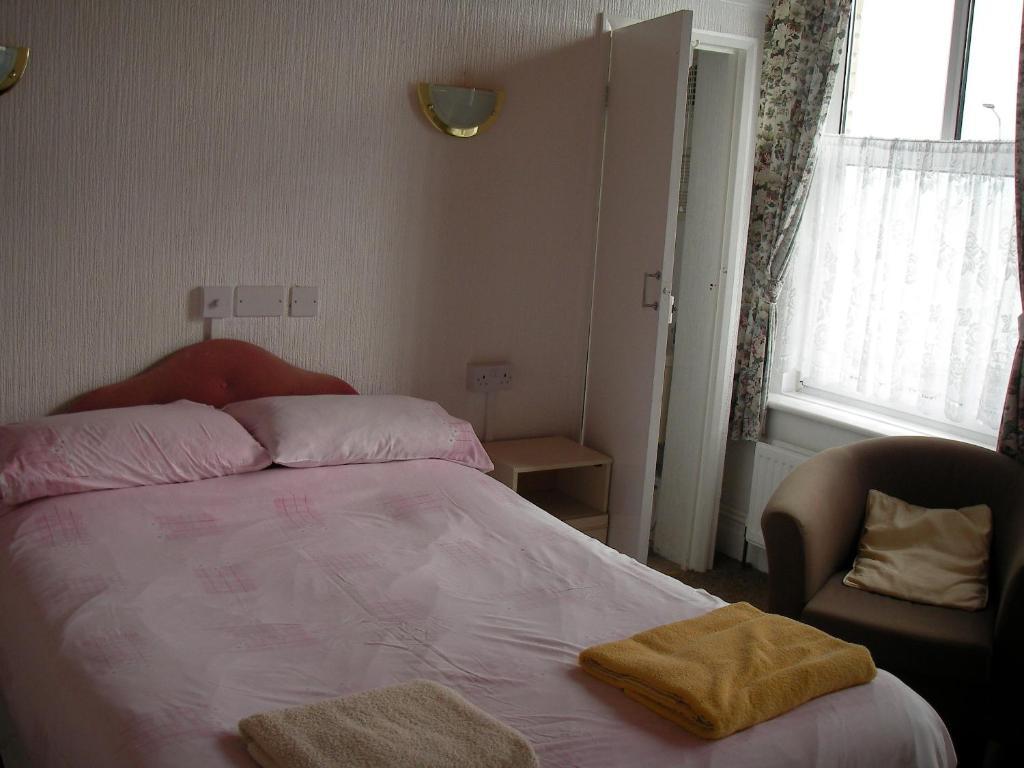 Hotel The Melrose à Clacton-on-Sea Chambre photo