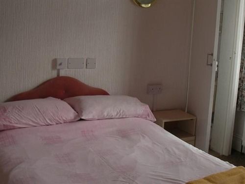 Hotel The Melrose à Clacton-on-Sea Extérieur photo